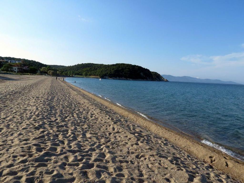 Beachfront Stylish Maisonette In Ierissos Dış mekan fotoğraf