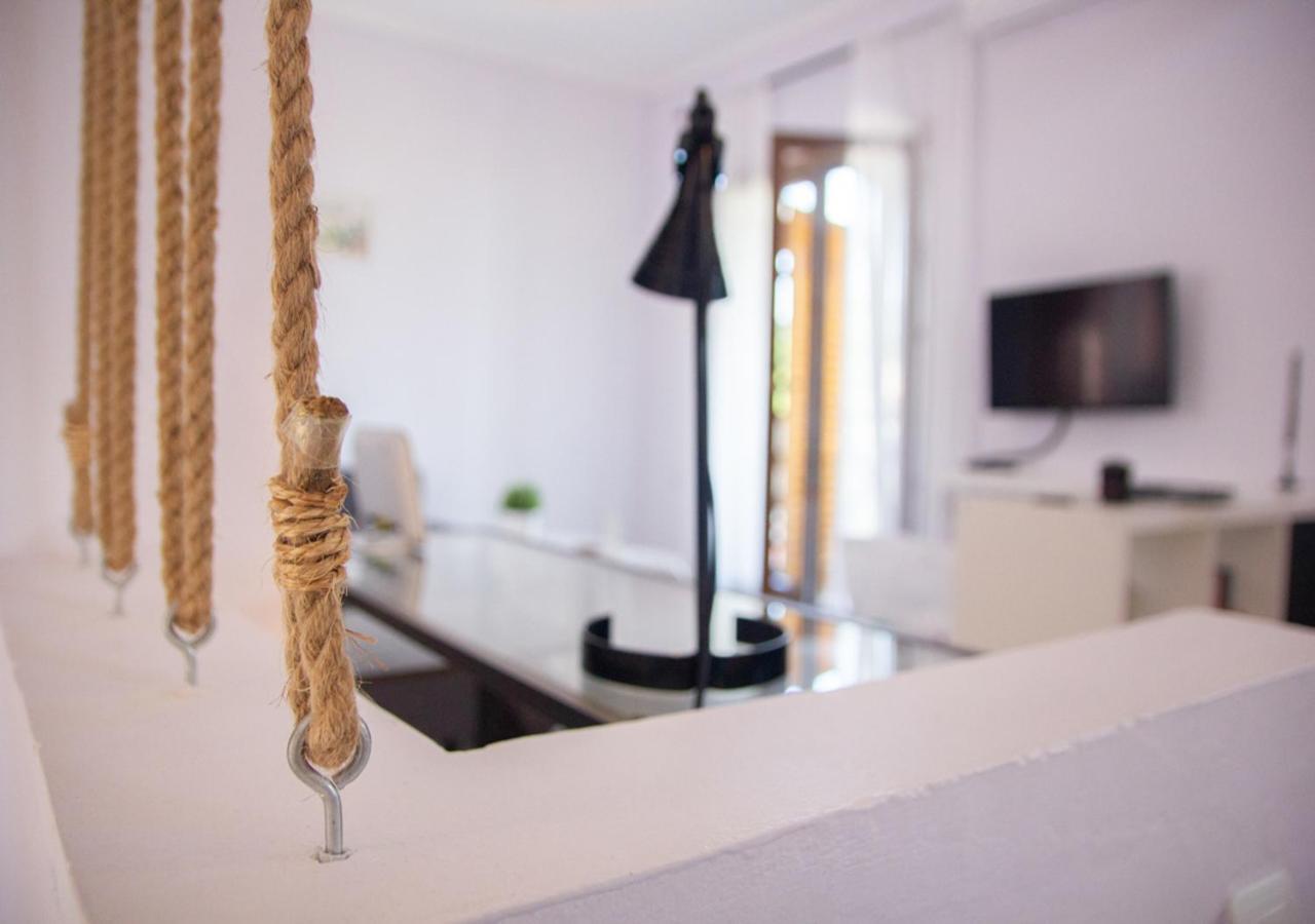Beachfront Stylish Maisonette In Ierissos Dış mekan fotoğraf