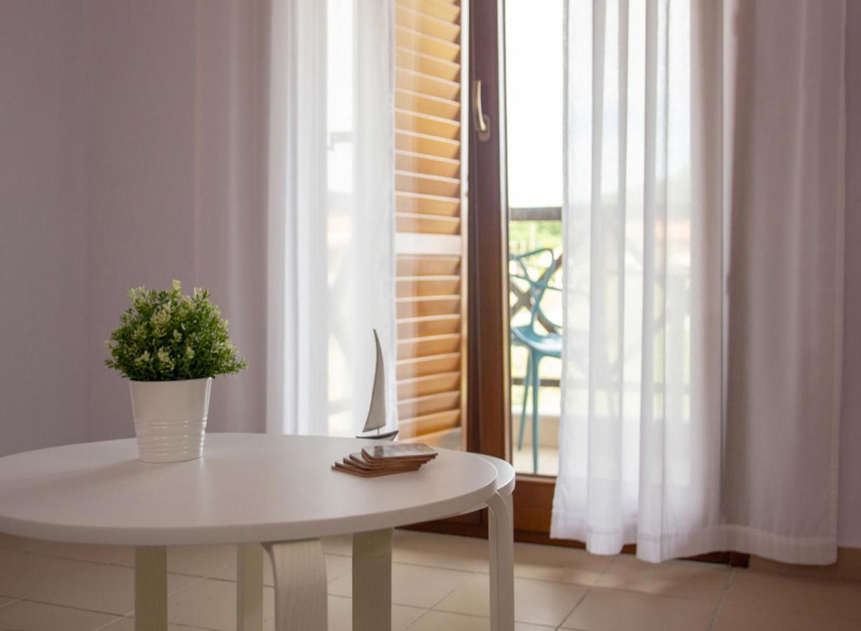 Beachfront Stylish Maisonette In Ierissos Dış mekan fotoğraf