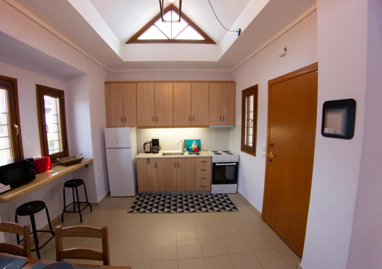 Beachfront Stylish Maisonette In Ierissos Dış mekan fotoğraf